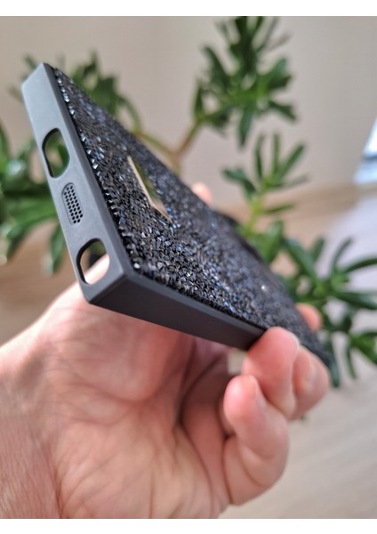 Samsung Galaxy S24 Ultra Uyumlu Işıltılı Taşlı Kamera Çıkıntılı Içi Kadife Kaliteli Lüks Kılıf