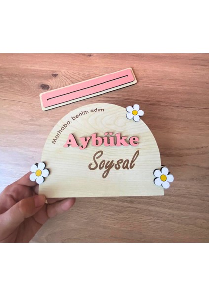 Bebek ve Çocuk Odası Ahşap Isimli Kişiye Özel Papatya Detaylı Standlı Kız Çocuk Masa Dekoru Süsü Aksesuarı fırsatları