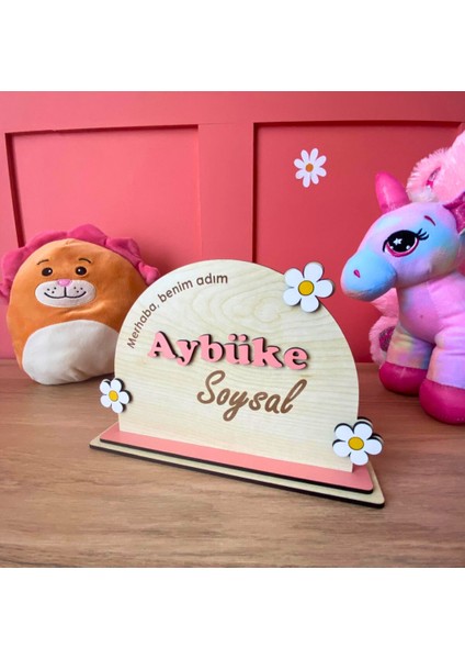 Bebek ve Çocuk Odası Ahşap Isimli Kişiye Özel Papatya Detaylı Standlı Kız Çocuk Masa Dekoru Süsü Aksesuarı indirimleri