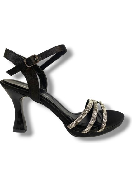 484-25 Parlak Deri 3 Bant Taşlı Kadın Sandalet fiyatları