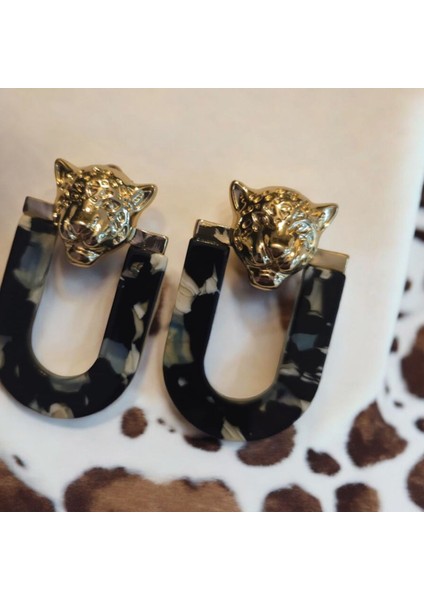 Wild Panther Altın Kaplama Kadın Küpe (Siyah-Beyaz-Mavi Desenli, Panter Başı Detaylı, Nikel Içermez) – Fundéa Jewelry fiyatları