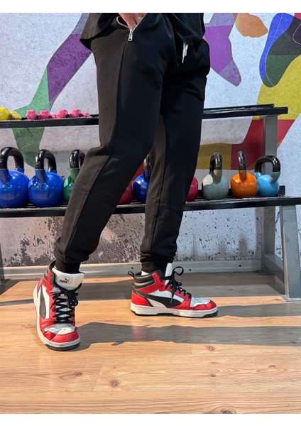 Erkek Siyah Slim Fit Jogger Eşofman Altı