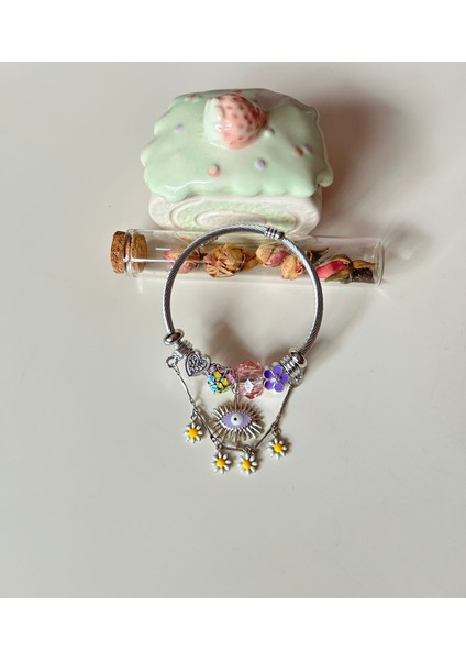 Paslanmaz Çelik Silver Charm Bileklik | Nazar Boncuğu & Papatya Sallantılı modelleri