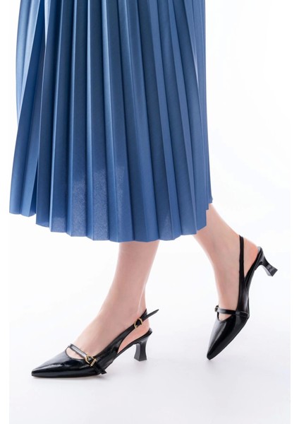 H-470 Siyah Rugan Baret Tokalı Arkası Açık Günlük Kadın Sandalet fiyatları