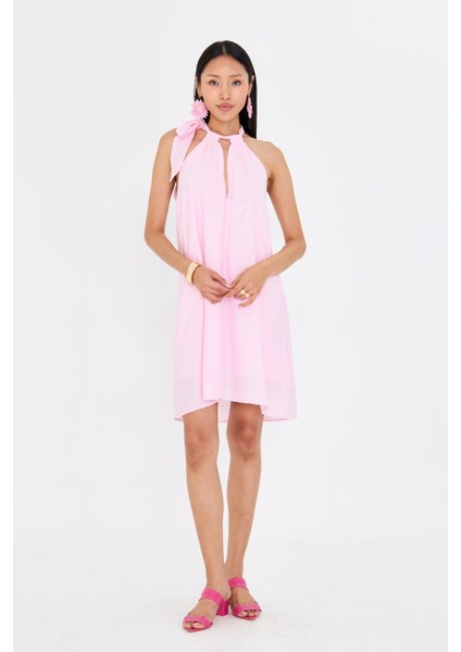 Önü Bağlamalı Sıfır Kol Elbise indirimleri