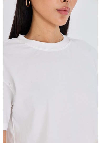 Bisiklet Yaka Crop T-Shirt fırsatları