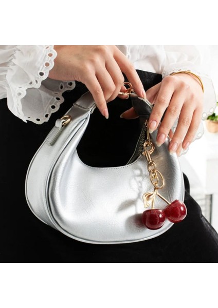 Kadın Baget Charm Hediyeli El ve Omuz Çantası fiyatları