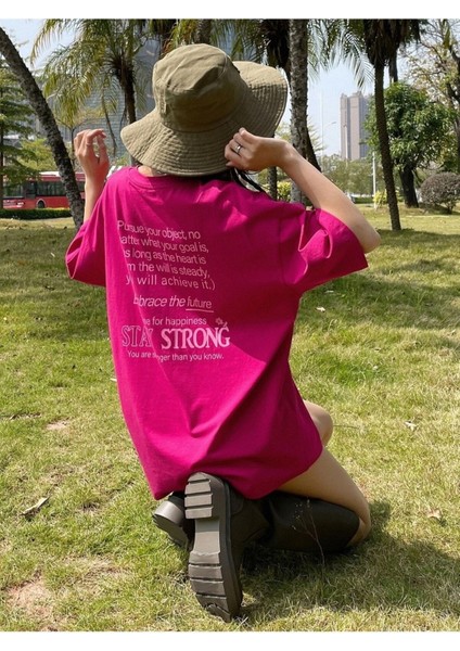 Büyük Beden Stay Strong Baskılı Fulya Oversize T-Shirt