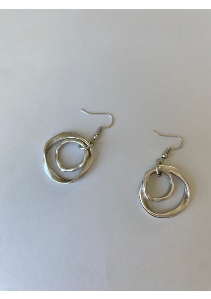 Burgu Halka Gümüş Renkli Küpe indirimleri