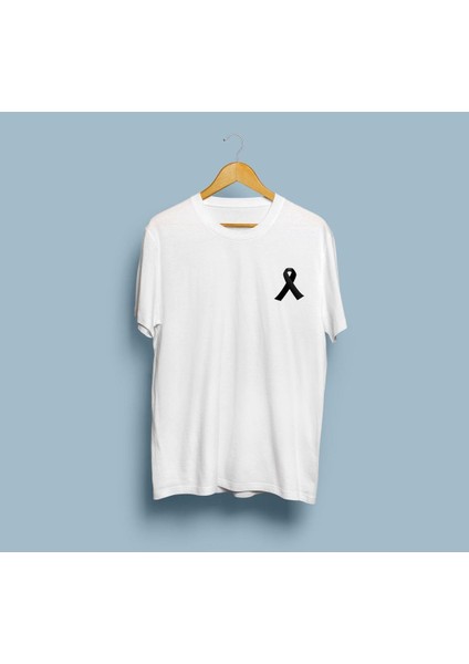 Oversize Saygı Duruşu Siyah Kurdela Tasarım T-Shirt fiyatları