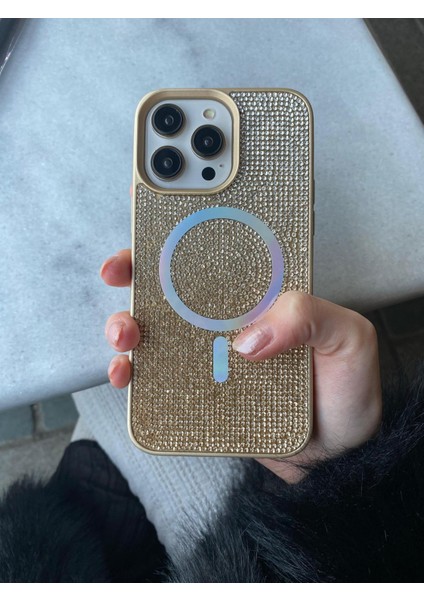 Magsafe Destekli Lüks Taşlı iPhone Kılıfı – Desenli Parlak Tasarım