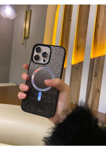 Magsafe Destekli Lüks Taşlı iPhone Kılıfı – Desenli Parlak Tasarım