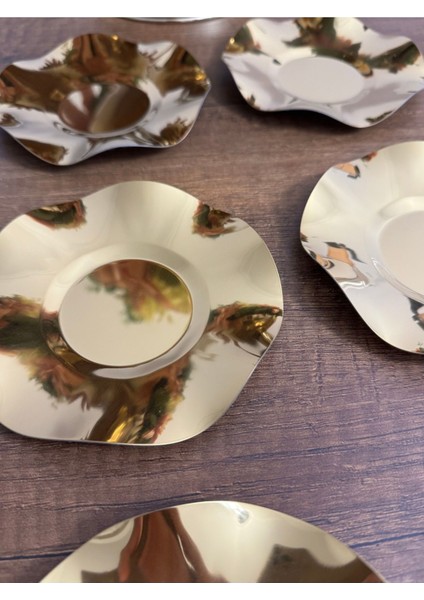 Elite Çelik Gold Renk Dalgalı Model 6 Adet Çay Tabağı Bardak Altlığı 1 Adet