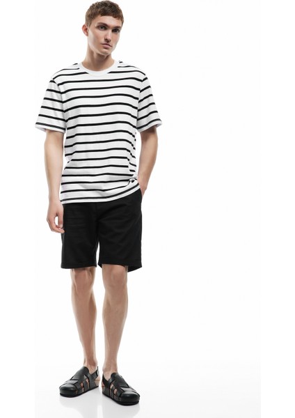 Keten Pamuk Karışımlı Katlamalı Paça Cep Detaylı Beli Bağcıklı Düğmeli Şort fiyatları