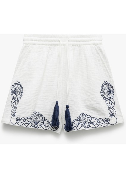 Pamuklu Cepli Etnik Desenli Işlemeli Yüksek Bel Müslin Şort modelleri