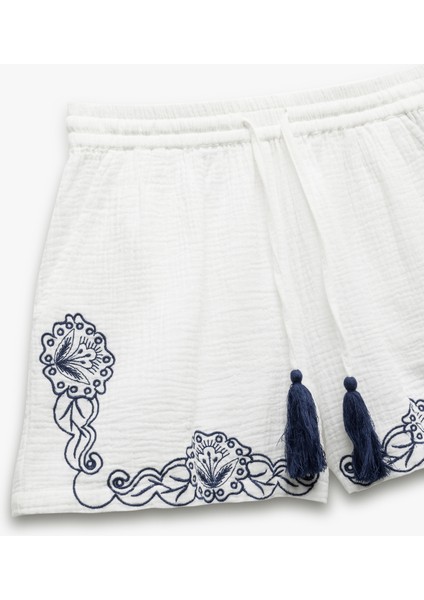 Pamuklu Cepli Etnik Desenli Işlemeli Yüksek Bel Müslin Şort indirimleri
