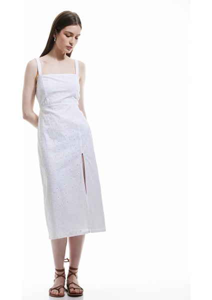 Pamuklu Yırtmaç Detaylı Fistolu Brodeli Midi Askılı Elbise fiyatları