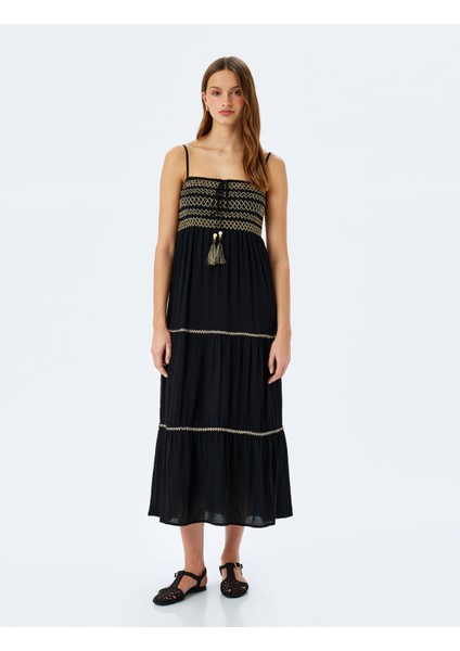 Kroşe Detaylı Ince Askılı Viskon Uzun Elbise