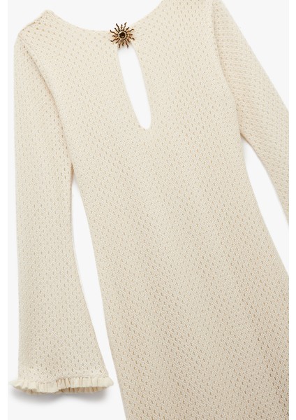 x Melis Ağazat - Astarlı Uzun Ispanyol Kollu Aksesuar Detaylı Yuvarlak Yaka Uzun Kroşe Elbise modelleri