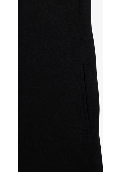 Pamuklu Geniş Kesim Püsküllü Cepli Ince Askılı Midi Boy Elbise