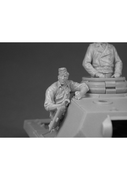 35283 1:35 Alman Tank Mürettebatı. Özel Üretim indirimleri