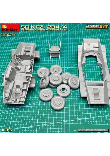 35427 1:35 Sd. Kfz. 234/4 Schwere Panzerspahwagen 7,5 Cm. Interior Kit modelleri