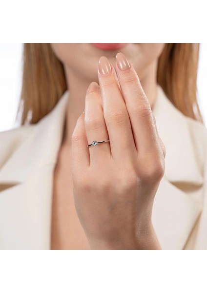 D Renk 0,30 Karat Hrd Sertifikalı Tektaş Pırlanta Yüzük - PR01157-H37 fırsatları