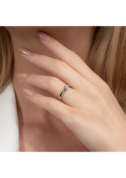 G Renk 0,40 Karat Hrd Sertifikalı Tektaş Pırlanta Yüzük - PR00363-H40 indirimleri