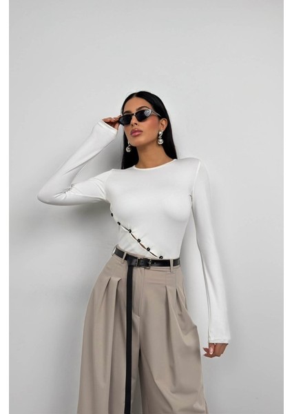 Asimetrik Düğme Detay Bluz modelleri