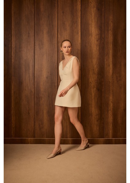 Krem Cilt Küt Burun Kadın Topuklu Ayakkabı modelleri