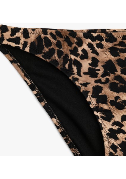Astarlı Leopar Desenli Bikini Altı