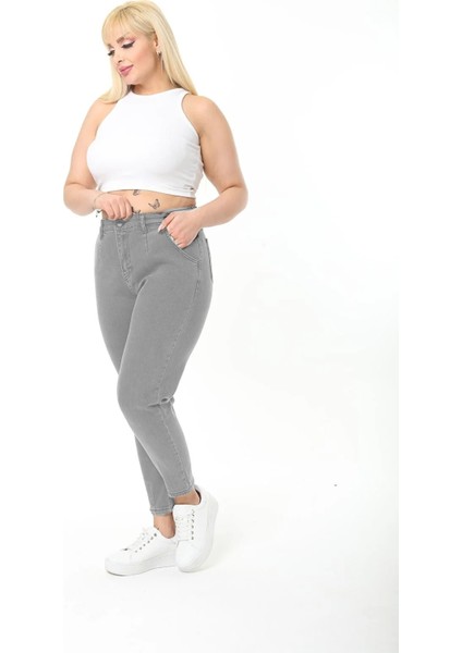 Mom Fit Jean Büyük Beden Yüksek Bel Carrot Kesim Dar Paça Pileli Esnek Kot Pantolon C600 modelleri