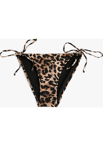 Astarlı Biyeli Yanları Ipli Leopar Desenli Bikini Altı