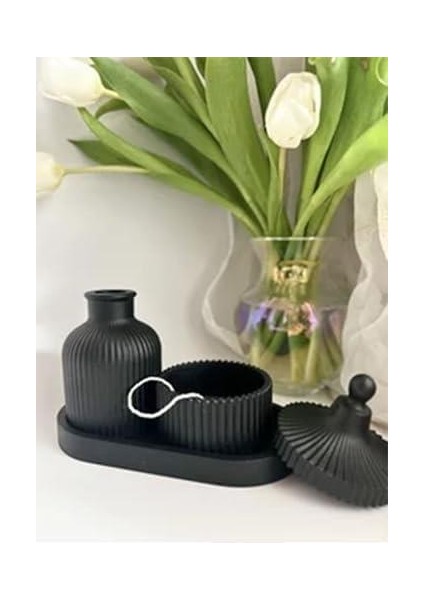 Siyah Seramik Vazo ve Mumluk Seti - Modern ve Minimalist Dekorasyon