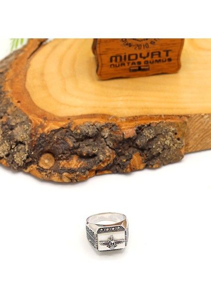 Sedef Taşlı Ahura Mazda Model 925 Ayar Gümüş Markazit Unisex Yüzük 201024246 modelleri