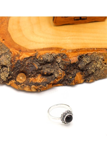 Oniks Taşlı Papatya Model 925 Ayar Gümüş Markazit Kadın Yüzük 201024243 modelleri