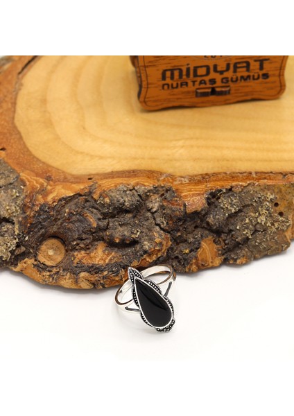 Oniks Taşlı Mekik Model 925 Ayar Gümüş Markazit Kadın Yüzük 201024227 modelleri