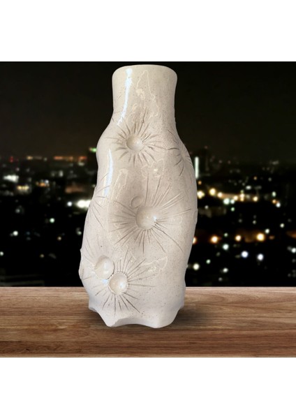 El Yapımı Ay Krateri Dokulu 25CM Yük. Modern Dekoratif Beyaz Seramik Vazo, Minimalist Özel Tasarım Vazo