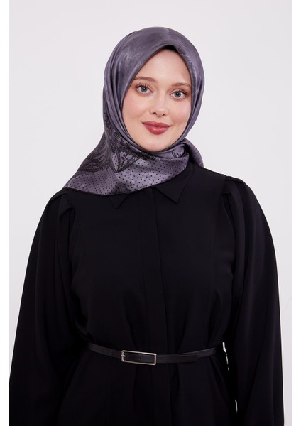 Füme Kenar Benekli Twill Ipek Eşarp modelleri