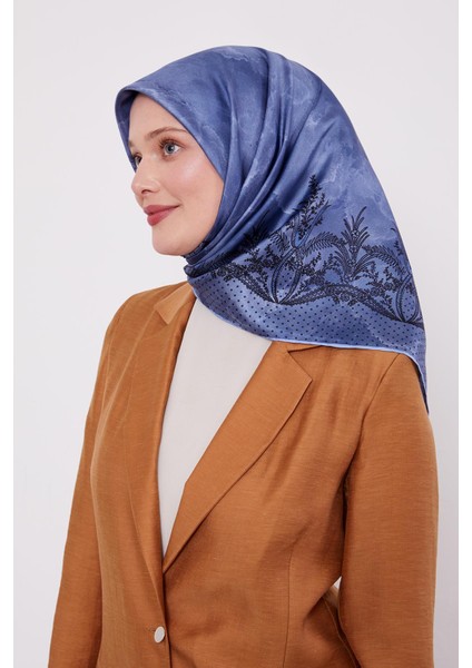 Mavi Kenar Benekli Twill Ipek Eşarp