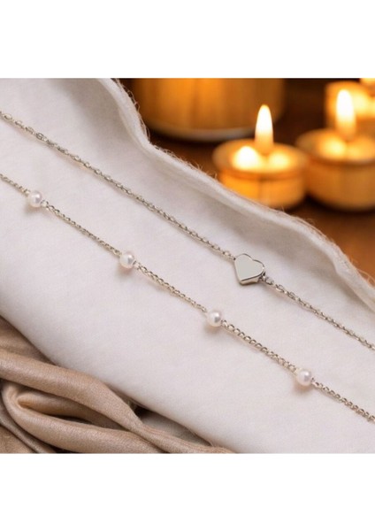 Kadınlar ve Gençler Için Gümüş Renkli Inci Sıralı Kalpli Kolye Seti 2'li