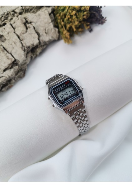 Retro 316 L Çelik Kadın Saati fiyatları