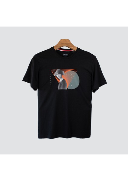 Staring Woman Erkek Baskılı T-Shirt