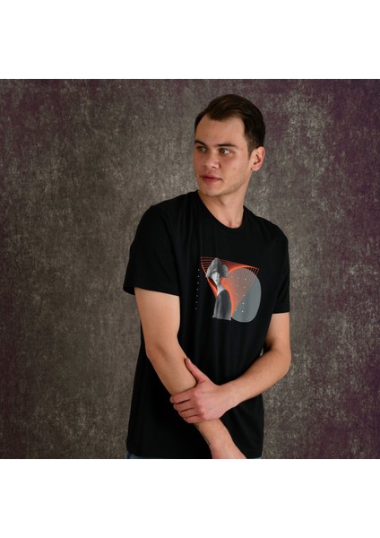Staring Woman Erkek Baskılı T-Shirt modelleri