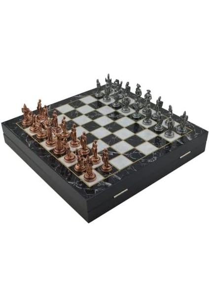 Orta Boy Metal Ispanyol Satranç Takımı Antik ve Mermer Desenli Sandıklı Mdf Tahtası (36X36X6 Cm.)