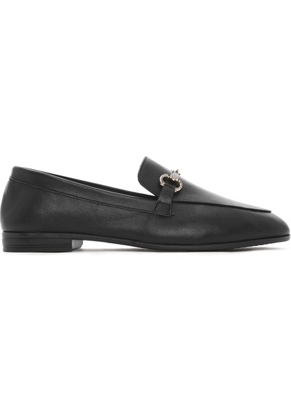 Kadın Siyah Tokalı Deri Loafer 25SFD351618