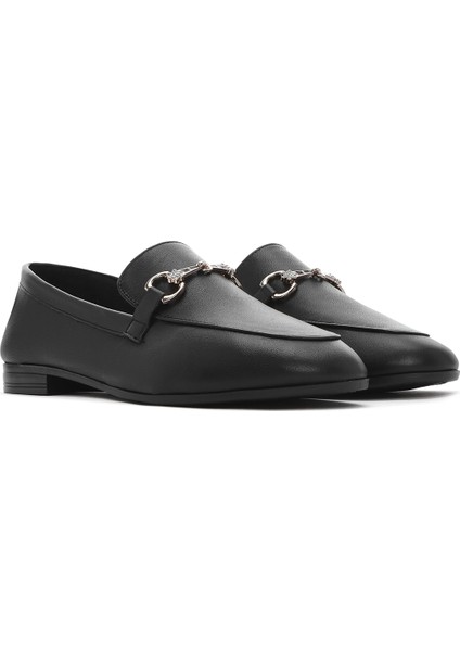 Kadın Siyah Tokalı Deri Loafer 25SFD351618
