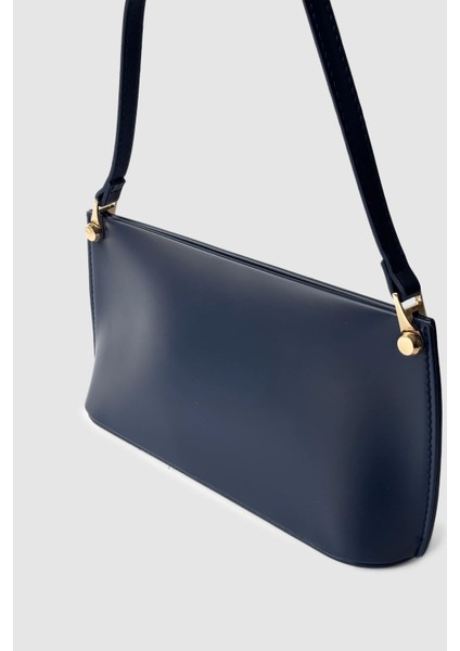 Lycie Mat Görünümlü Astarlı Mıktanıs Kapamalı Omuz ve Kol Çantası Lacivert modelleri