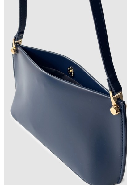 Lycie Mat Görünümlü Astarlı Mıktanıs Kapamalı Omuz ve Kol Çantası Lacivert fırsatları