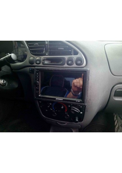 Ford Fiesta 2000 Model Dokunmatik Ekran Teyp Çerçevesi